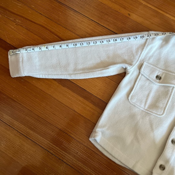 Cozy Shacket - Picture 6 of 7